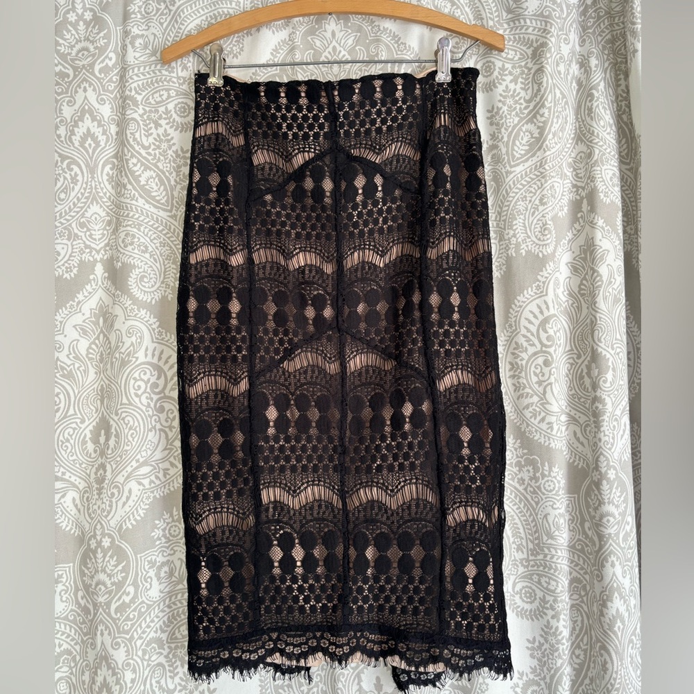 NWT Lace Satin pencil skirt
